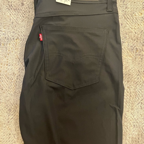Levi 511 Slim Tech Pant 36x34 - Picture 2 of 4